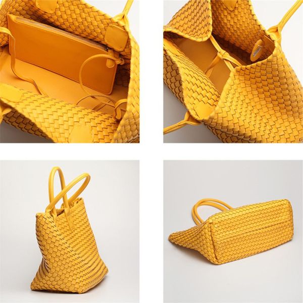 luxury handbag designer bag the tote bag shouder crossbody bags leather women bag braid leather bags handbag designer lady clutch purse shou
luxury handbag designer bag the tote bag shouder crossbody bags leather women bag braid leather bags handbag designer lady clutch purse shou