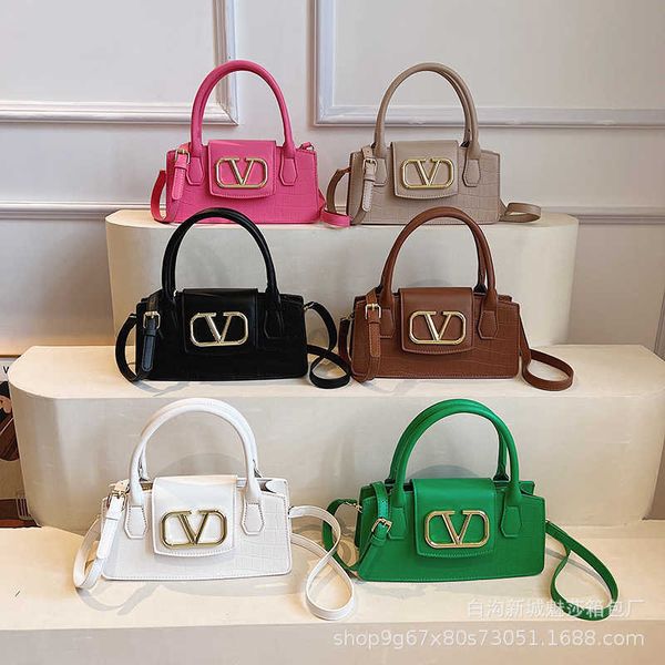 handbag designer 2023 women's handheld one shoulder crossbody new solid letter foreign candy color simple bag tide
handbag designer 2023 women's handheld one shoulder crossbody new solid letter foreign candy color simple bag tide