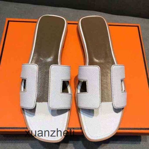 sandals beacslipper designer fashion summer luxury shoes leather flat women ladies slippers letter drag 88on
sandals beacslipper designer fashion summer luxury shoes leather flat women ladies slippers letter drag 88on