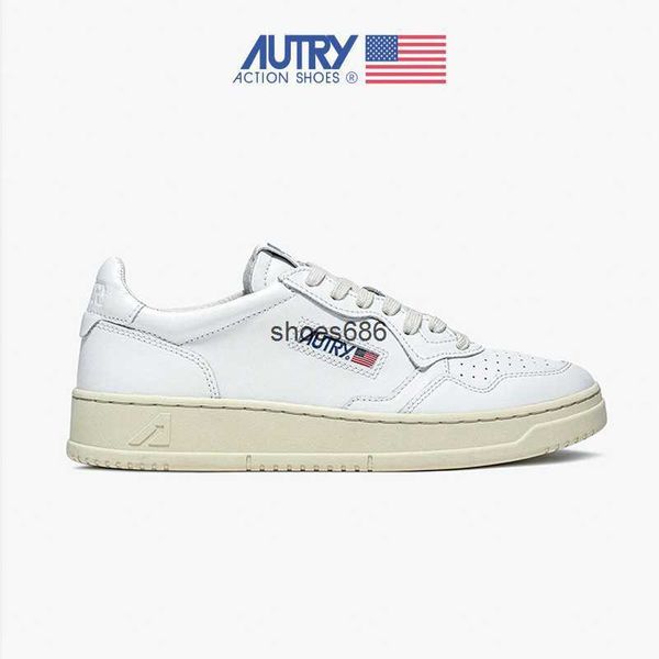 autry shoes splicing white tail casual board shoes round head lace up yu shuxin's same shoes small white shoes for women, Black
autry shoes splicing white tail casual board shoes round head lace up yu shuxin's same shoes small white shoes for women, Black