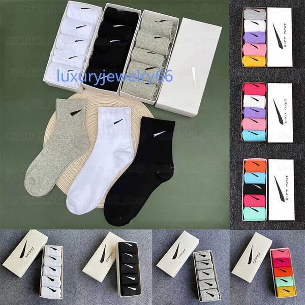 men's socks tech fleece designer classic socks five pairs womens socks solid color breathable sweat absorption couple socks nk print mu, Black
men's socks tech fleece designer classic socks five pairs womens socks solid color breathable sweat absorption couple socks nk print mu, Black