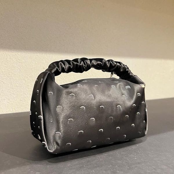 women wrist bag designer tote luxury clutch bag rhinestone handbag diamonds hand bag purse dinner bag silks and satins cloud bag pleated han
women wrist bag designer tote luxury clutch bag rhinestone handbag diamonds hand bag purse dinner bag silks and satins cloud bag pleated han