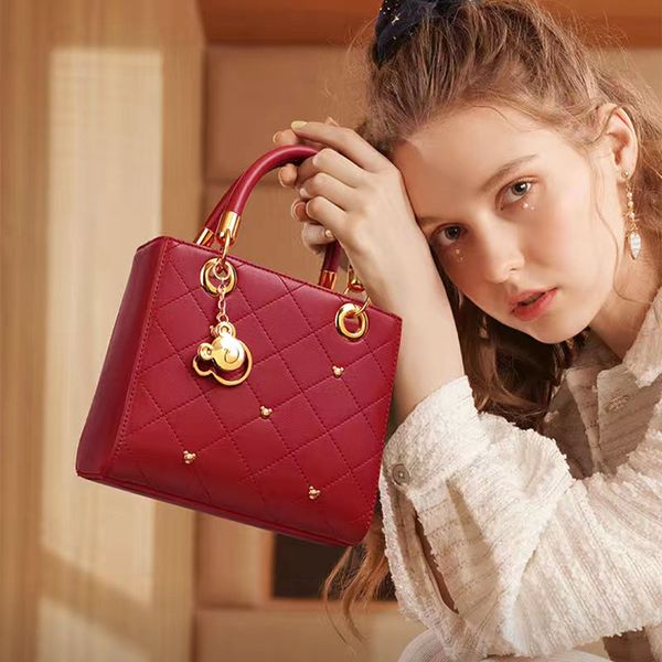 new fashion handbags handbag single shoulder crossbody bag diana bag 20x17.5x10
new fashion handbags handbag single shoulder crossbody bag diana bag 20x17.5x10