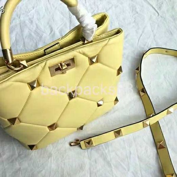 color designer handbag women bags quilted luxurys stitching outline diamond pattern portable shoulder women's chain tote bag ats6
color designer handbag women bags quilted luxurys stitching outline diamond pattern portable shoulder women's chain tote bag ats6