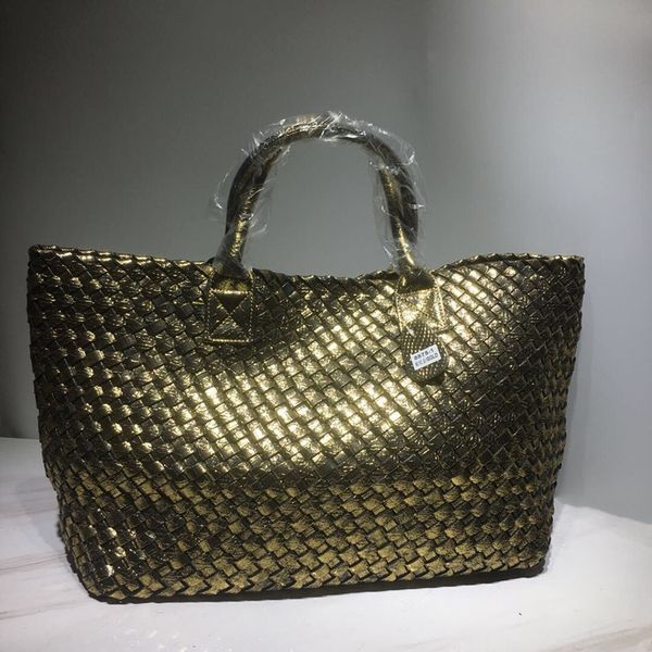 luxury fahion handbag designer bag the tote bag shouder crossbody bags leather women bag braid leather bags handbag designer lady clutch pur
luxury fahion handbag designer bag the tote bag shouder crossbody bags leather women bag braid leather bags handbag designer lady clutch pur