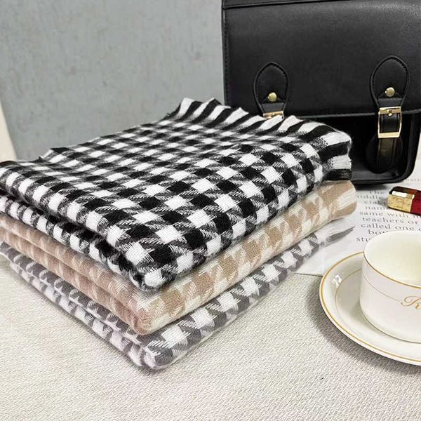 scarves wraps korean versatile houndstooth scarf british plaid autumn winter literature long shawl bag, Red;brown
scarves wraps korean versatile houndstooth scarf british plaid autumn winter literature long shawl bag, Red;brown