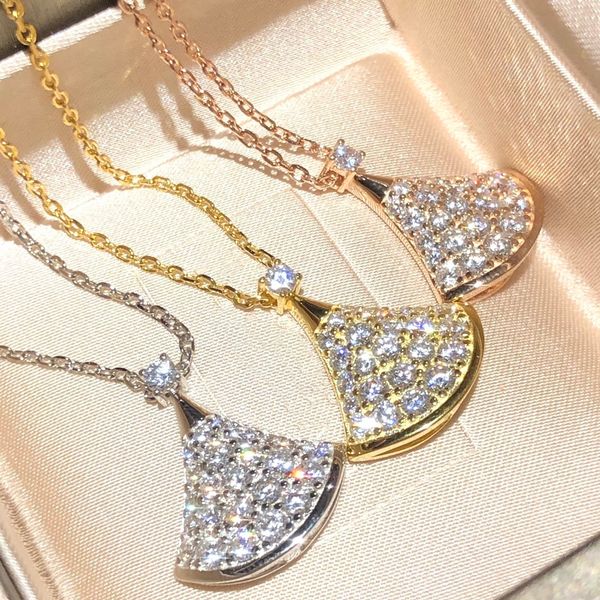 bvlgair necklace designer jewelry women's necklace designer diamond 18k plating luxury 5a versatile fashion men's festival gold ne, Silver
bvlgair necklace designer jewelry women's necklace designer diamond 18k plating luxury 5a versatile fashion men's festival gold ne, Silver