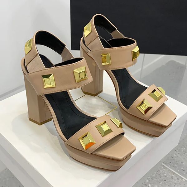 calfskin button-detail platform sandal ankle strap fashion metal square buttons 12cm chunky high heeled sandals summer luxury designers shoe, Black
calfskin button-detail platform sandal ankle strap fashion metal square buttons 12cm chunky high heeled sandals summer luxury designers shoe, Black