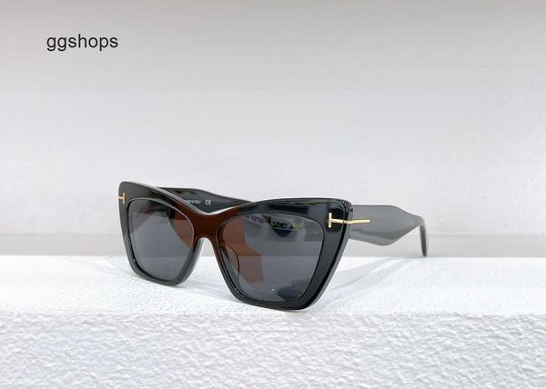 lenses polarized sunglasses for men and women - vintage luxury shades with 5 color tom-fords box included retro - tf, White;black
lenses polarized sunglasses for men and women - vintage luxury shades with 5 color tom-fords box included retro - tf, White;black