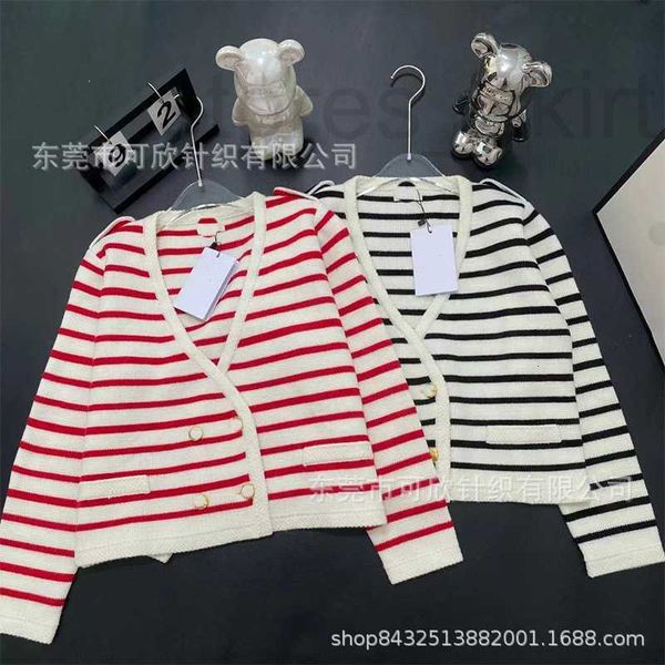 women's knits & tees designer knitted v-neck long sleeved cardigan stripe colorblock coat 2023 early autumn new wjg7, White
women's knits & tees designer knitted v-neck long sleeved cardigan stripe colorblock coat 2023 early autumn new wjg7, White