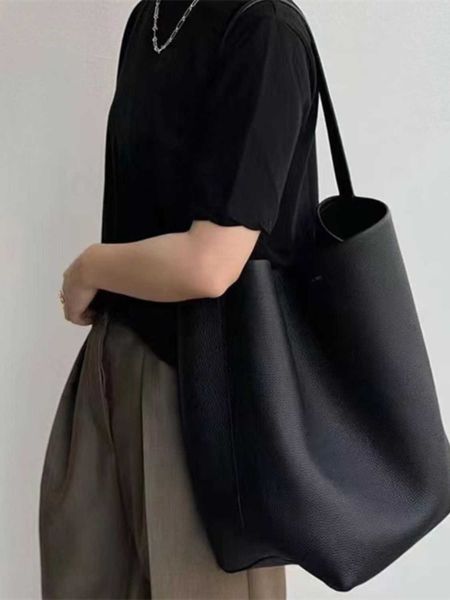 designer bags leather commuter tote advanced sense one shoulder bucket classic tote the row bpn1
designer bags leather commuter tote advanced sense one shoulder bucket classic tote the row bpn1