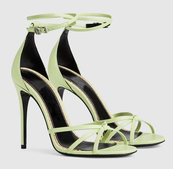 summer luxury brands patent leather sandals shoes strappy high heel gold black red pumps party wedding gladiator sandalias with box.eu35-43
summer luxury brands patent leather sandals shoes strappy high heel gold black red pumps party wedding gladiator sandalias with box.eu35-43