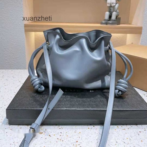 loewcbag fashion outlet balloon designer tote women hands bags 2023 flamenco bucket handbag straddle style leather totes crossbody purse 30c
loewcbag fashion outlet balloon designer tote women hands bags 2023 flamenco bucket handbag straddle style leather totes crossbody purse 30c