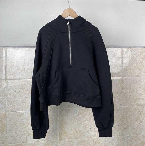 23ss designer new embroidered short suit half zip sweater plush thickened pullover loose hooded sports coat for women lululemens women black, Black;brown
23ss designer new embroidered short suit half zip sweater plush thickened pullover loose hooded sports coat for women lululemens women black, Black;brown