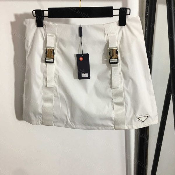 23ss designer skirts womens designer clothing letter triangle safety buckle webbing high waist short skirt safety pants lining women clothes, Black
23ss designer skirts womens designer clothing letter triangle safety buckle webbing high waist short skirt safety pants lining women clothes, Black