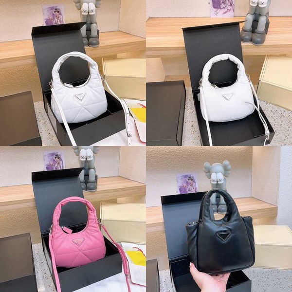 luxury bags womens crossbody designer bags 3 in 1 luxurys handbags trend real leather shoulder purses lady white phone messenger bag 230613
luxury bags womens crossbody designer bags 3 in 1 luxurys handbags trend real leather shoulder purses lady white phone messenger bag 230613