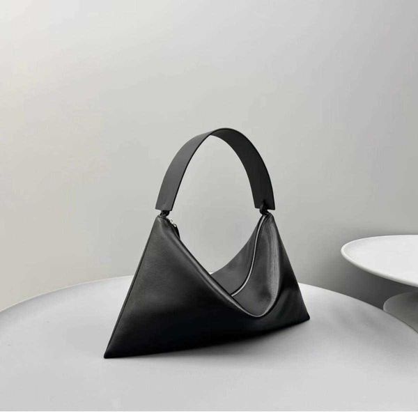 designer bags leather commuter tote advanced sense one shoulder bucket classic tote the row luus
designer bags leather commuter tote advanced sense one shoulder bucket classic tote the row luus