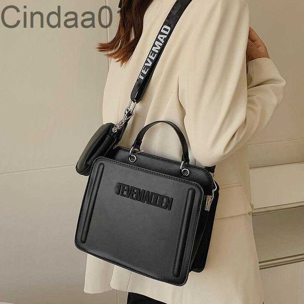 designer shoulder bag chain crossbody tote womens classic handbag purse carry all luxury shopping wallet casual capacity fashion bags
designer shoulder bag chain crossbody tote womens classic handbag purse carry all luxury shopping wallet casual capacity fashion bags