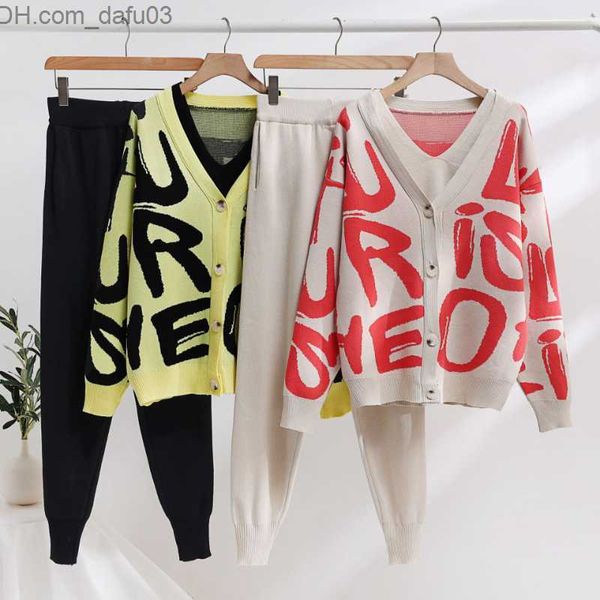 women's two piece pants fashion designer 3-piece women's cardigan crawler suit letter knitting pocket pants suit women's wint, White
women's two piece pants fashion designer 3-piece women's cardigan crawler suit letter knitting pocket pants suit women's wint, White