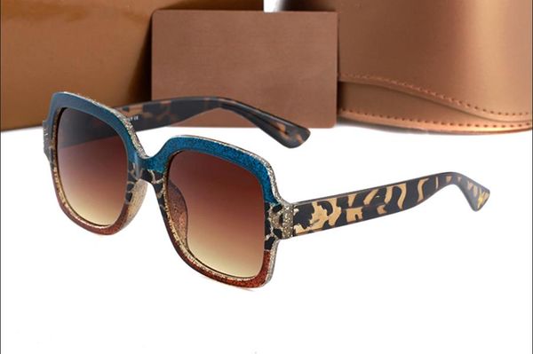designer glasses new sunglasses fashion ins network red same street p box men's and women's sunglasses 40104, White;black
designer glasses new sunglasses fashion ins network red same street p box men's and women's sunglasses 40104, White;black