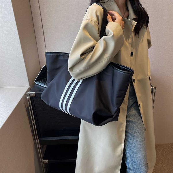 evening bags fashionable commuter large capacity for women 2023 new leisure and western style versatile shoulder popular tote bag
evening bags fashionable commuter large capacity for women 2023 new leisure and western style versatile shoulder popular tote bag