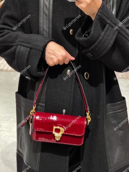 tz fashion studio baguette handbags luxury patent leather underarm bag classic flap bags multi pochette double straps crossbody bag designer
tz fashion studio baguette handbags luxury patent leather underarm bag classic flap bags multi pochette double straps crossbody bag designer