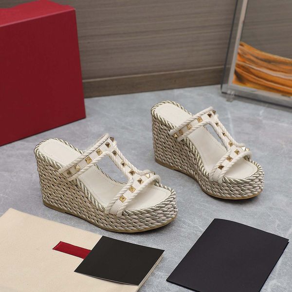 est heels with dustbag women shoes designer sandals quality sandals heel height and sandal flat shoe slides slippers by brand s388 006, Black
est heels with dustbag women shoes designer sandals quality sandals heel height and sandal flat shoe slides slippers by brand s388 006, Black