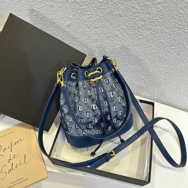 designer bucket bag luxury women denim handbag fashion classic adjustable single shoulder crossbody bags evening gown tote bag purse
designer bucket bag luxury women denim handbag fashion classic adjustable single shoulder crossbody bags evening gown tote bag purse