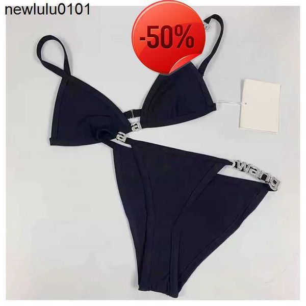 wonmen designer aw dawangjia 23 spring summer new crystal letter decorative wang bikini rimless underwear swimsuit set, White;black
wonmen designer aw dawangjia 23 spring summer new crystal letter decorative wang bikini rimless underwear swimsuit set, White;black
