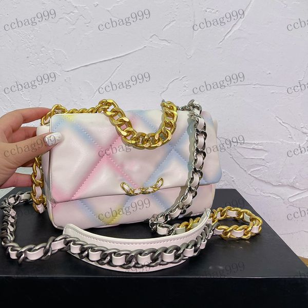 19 designer womens shoulder bag super soft sheepskin flap ringer braided chain tote two-tone hardware chain crossbody bag mini makeup case u
19 designer womens shoulder bag super soft sheepskin flap ringer braided chain tote two-tone hardware chain crossbody bag mini makeup case u
