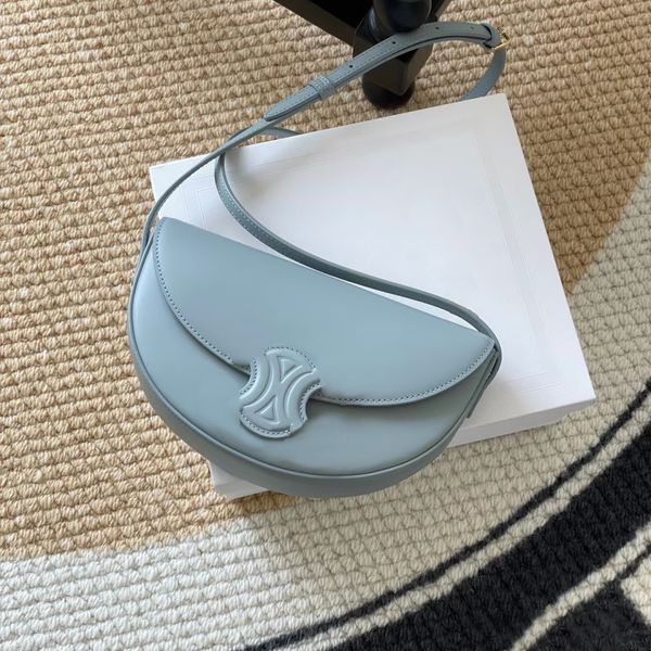 womens celins luxury designer evening crossbody bag fashion croissant teen triomphe handbags half moon bags genuine leather mini wallets hob
womens celins luxury designer evening crossbody bag fashion croissant teen triomphe handbags half moon bags genuine leather mini wallets hob