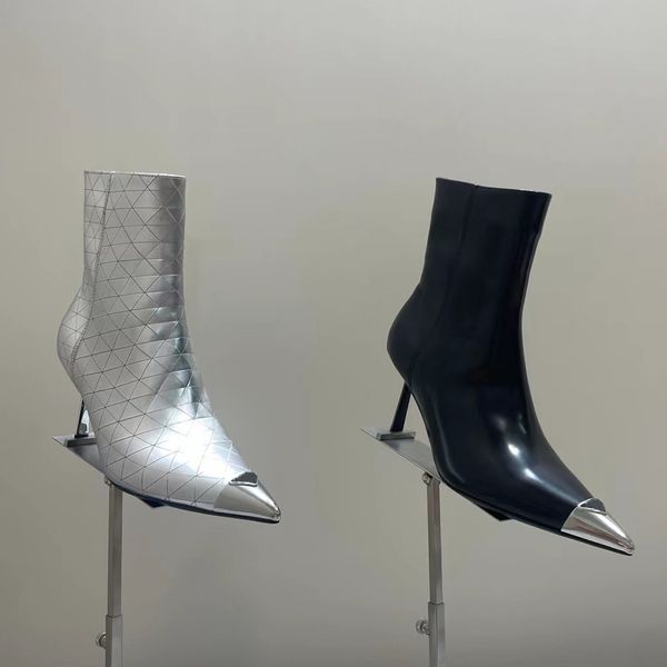 fashionable .5cm stiletto heel short boots designer women genuine leather metal toe buckle decoration classic side zipper silver diamond pa, Black
fashionable .5cm stiletto heel short boots designer women genuine leather metal toe buckle decoration classic side zipper silver diamond pa, Black