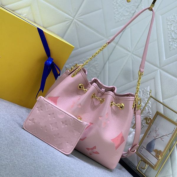 fashion designer women shoulder crossbody bags bucket bag summer bundle handbag degrade chain underarm tote quality monograms messenger wall
fashion designer women shoulder crossbody bags bucket bag summer bundle handbag degrade chain underarm tote quality monograms messenger wall