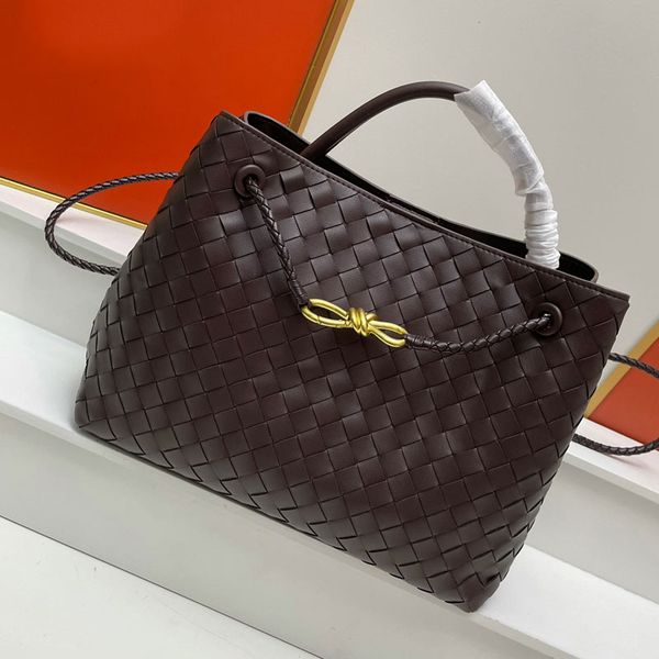 9a designer bags andiamo handbag woven tote bag stylish commuter bag luxury bag calf leather fashion crossbody bag medium shopping bag
9a designer bags andiamo handbag woven tote bag stylish commuter bag luxury bag calf leather fashion crossbody bag medium shopping bag