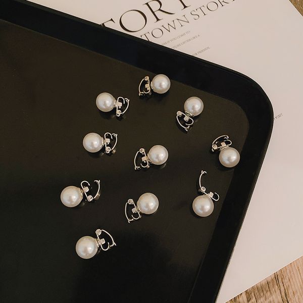 fashion blogger designer jewelry female celebrity with the same pearl hairpin, summer side bangs clip accessories barrettes hair wholesale f, Golden;silver
fashion blogger designer jewelry female celebrity with the same pearl hairpin, summer side bangs clip accessories barrettes hair wholesale f, Golden;silver