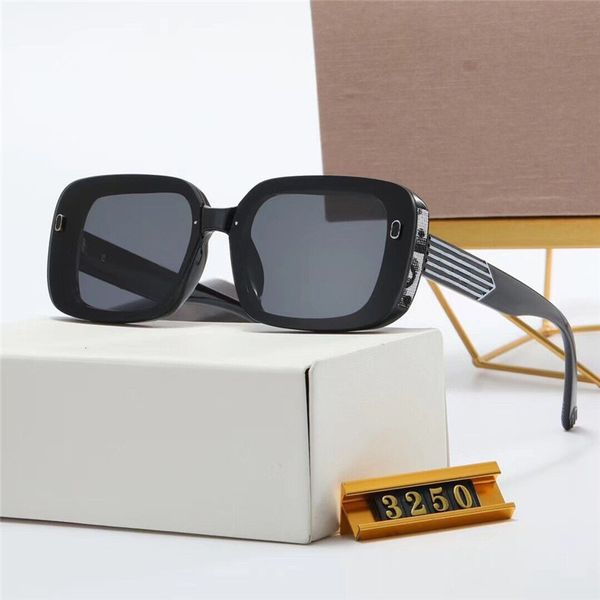 designer sunglasses for women and men fashion model special uv400 protection letters big leg double beam frame outdoor luxury design women s, White;black
designer sunglasses for women and men fashion model special uv400 protection letters big leg double beam frame outdoor luxury design women s, White;black