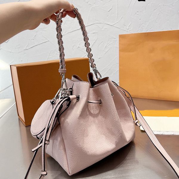 designers bag luxury crossbody shoulder bags hollow letter handbag women bella purses leather totes vintage handbags classic bucket hand bag
designers bag luxury crossbody shoulder bags hollow letter handbag women bella purses leather totes vintage handbags classic bucket hand bag