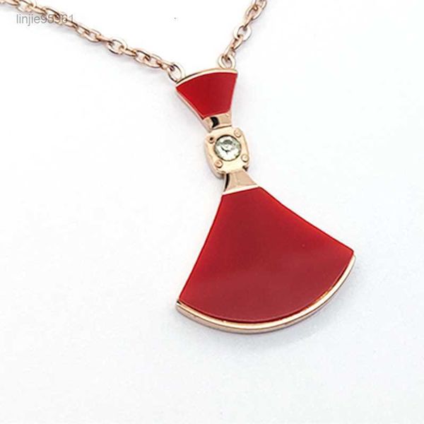 designer necklace steel women's style shell small skirt simple clavicle chain stainless fashion pendant, Silver
designer necklace steel women's style shell small skirt simple clavicle chain stainless fashion pendant, Silver