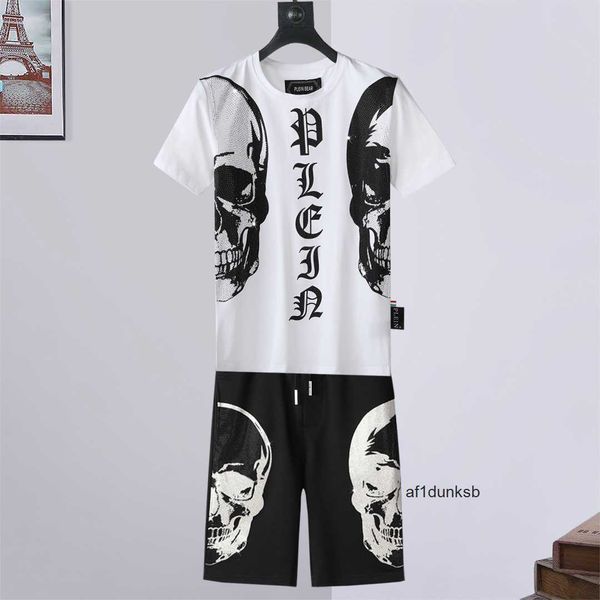 shorts casual plein men philipps joer bear sporting mens t-shirts t tracksuits shirts crystal sets skull suit tracksuit 147259, Gray
shorts casual plein men philipps joer bear sporting mens t-shirts t tracksuits shirts crystal sets skull suit tracksuit 147259, Gray