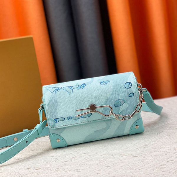 crossbody bags ladies handbag shoulder bags coated canvas bag cow leather trim fabric lining metal parts zipper inner pocket magnetic buckle
crossbody bags ladies handbag shoulder bags coated canvas bag cow leather trim fabric lining metal parts zipper inner pocket magnetic buckle