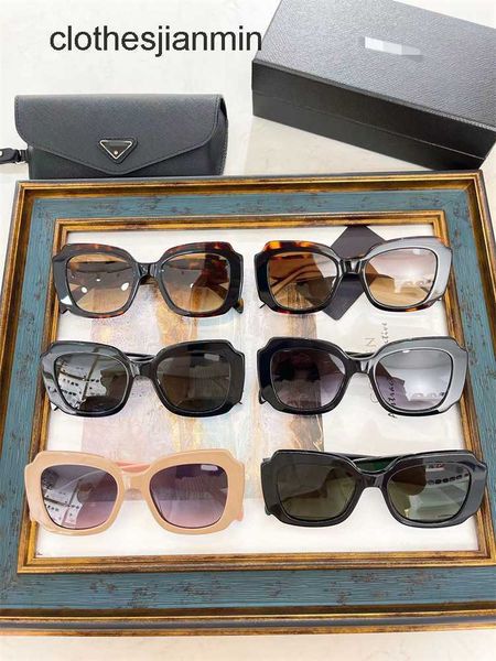 2023 design sunglasses %80 factory wholesale and retail new p family sunglass ins fengwang red same polygonal plate for men women spr16y, White;black
2023 design sunglasses %80 factory wholesale and retail new p family sunglass ins fengwang red same polygonal plate for men women spr16y, White;black