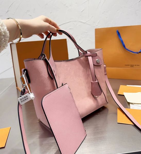 fashion 2pcs totes women luxurys designers bags leather handbags messenger crossbody shoulder bag wallet lady clutch
fashion 2pcs totes women luxurys designers bags leather handbags messenger crossbody shoulder bag wallet lady clutch