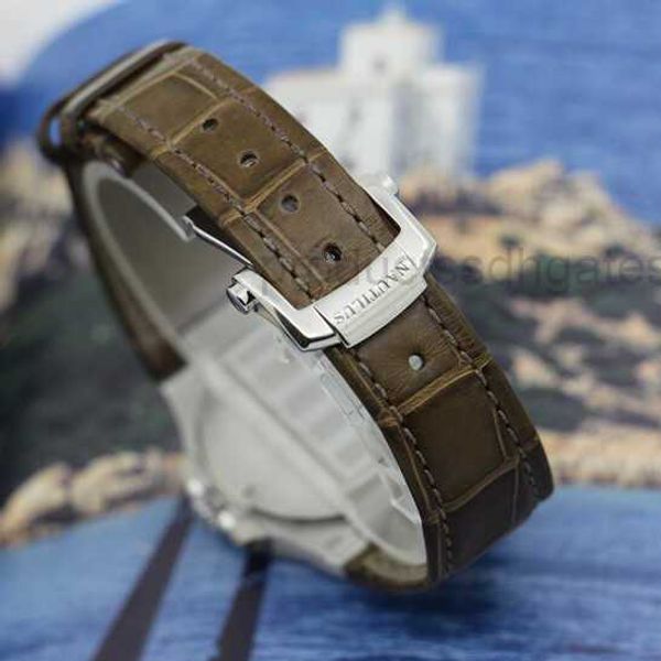 diamond luminous wrist watches patas 40mm*8.3mm 3k 5711 sports elegant 7010g-012 quartz 32mm original women's iced out bezel gift, Slivery;brown
diamond luminous wrist watches patas 40mm*8.3mm 3k 5711 sports elegant 7010g-012 quartz 32mm original women's iced out bezel gift, Slivery;brown