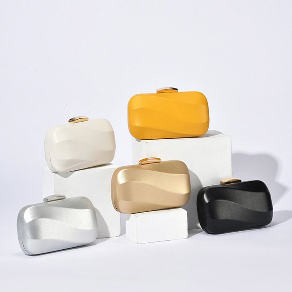 evening bags fashion small white bride gold box bag clutch bags for women chain shoulder wedding party handbag purse b461 230725
evening bags fashion small white bride gold box bag clutch bags for women chain shoulder wedding party handbag purse b461 230725