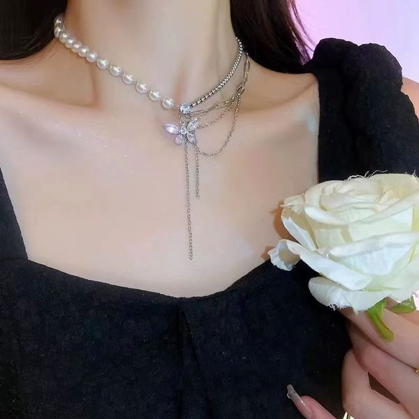 girls' sparkling zircon butterfly double layer splice pearl chain sweet cool wind necklace for women's insider design, Silver
girls' sparkling zircon butterfly double layer splice pearl chain sweet cool wind necklace for women's insider design, Silver