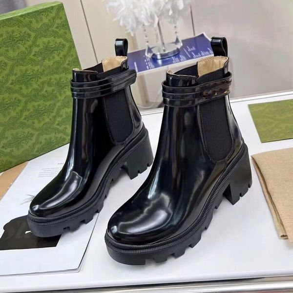 spring and autumn women fashion martin boots black leather zipper boot beautiful designer comfortable work short bootss
spring and autumn women fashion martin boots black leather zipper boot beautiful designer comfortable work short bootss