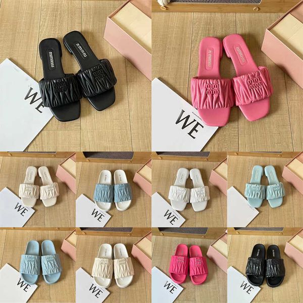 slippers women flat sandals matelasse slide shoes mm fashion designer banquet summer leather sandals multicolor flat heel mule, Black
slippers women flat sandals matelasse slide shoes mm fashion designer banquet summer leather sandals multicolor flat heel mule, Black