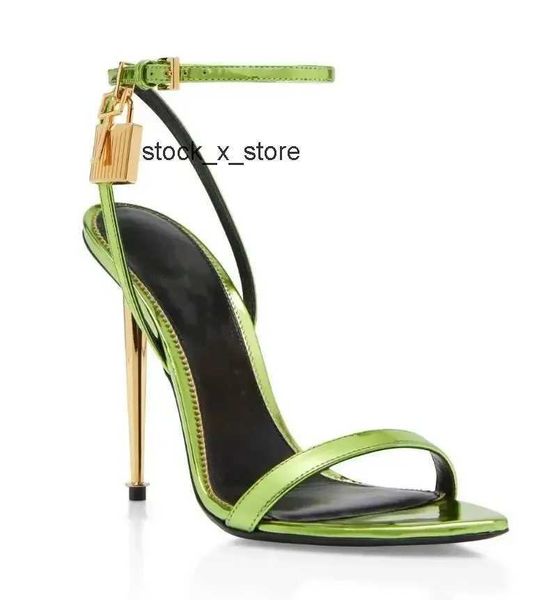 dress tom-fords metal women shoes party padlock pointy stiletto naked sandals eu35-43 shoes hardware heel lock and wedding key woman -heel, Black
dress tom-fords metal women shoes party padlock pointy stiletto naked sandals eu35-43 shoes hardware heel lock and wedding key woman -heel, Black