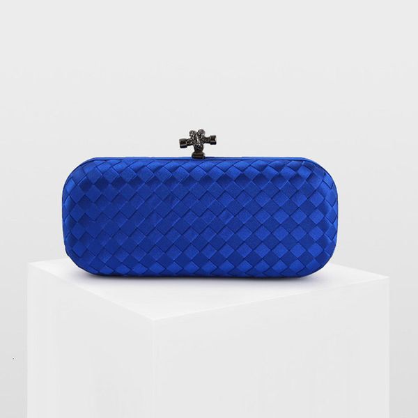 evening bags designer weave purses designer box for women artificial silk clutch bag banquet chain shoulder b582 230725
evening bags designer weave purses designer box for women artificial silk clutch bag banquet chain shoulder b582 230725