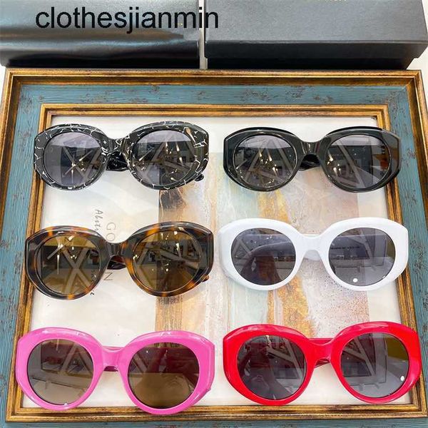 2023 fashion design sunglasses %80 factory wholesale and retail family b's new plate round frame sunglass men's women's trend, White;black
2023 fashion design sunglasses %80 factory wholesale and retail family b's new plate round frame sunglass men's women's trend, White;black